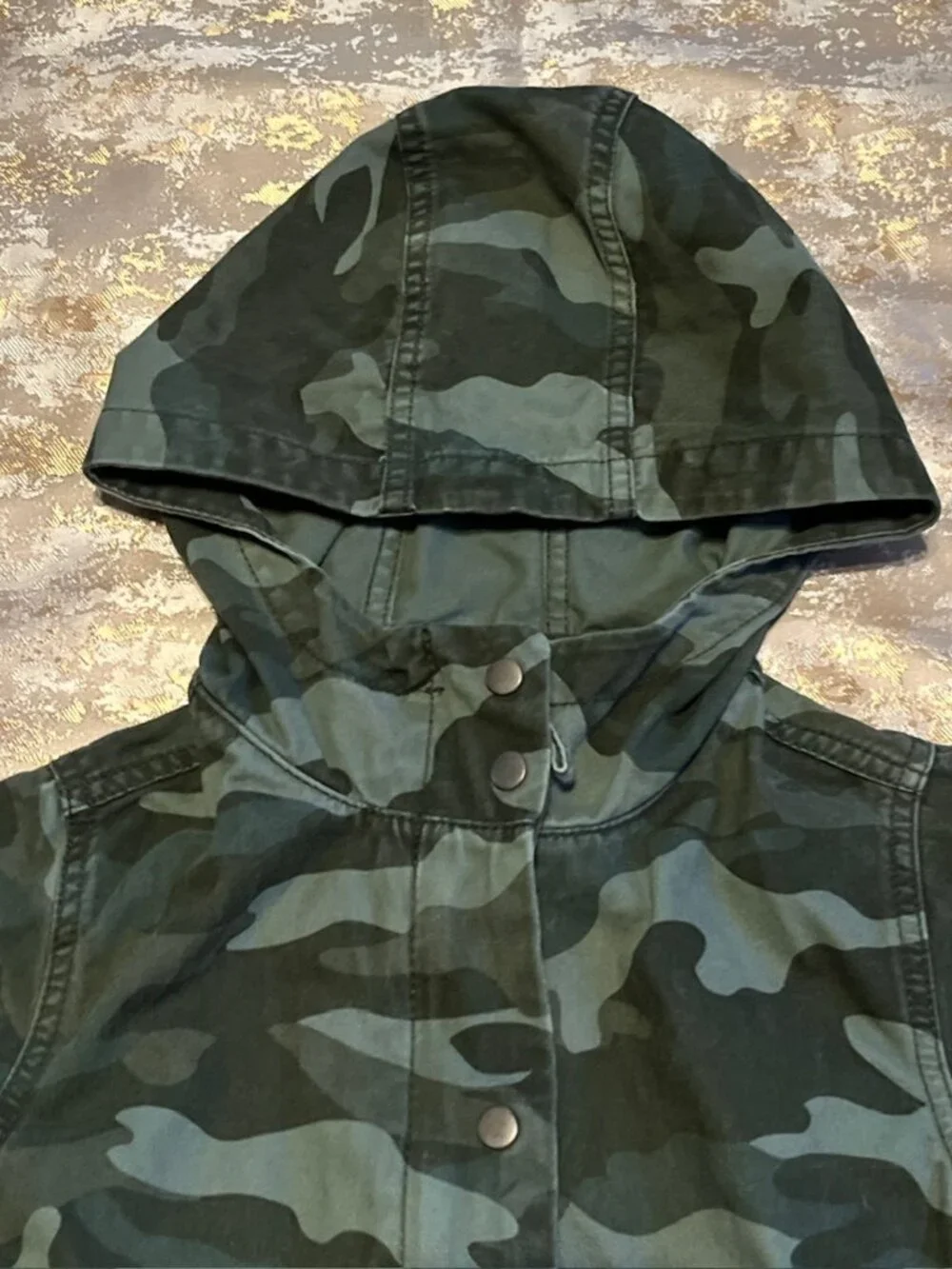 Old Navy Camo Jacket Coat Girls MEDIUM 8 Drawstring Waist Hood Utility